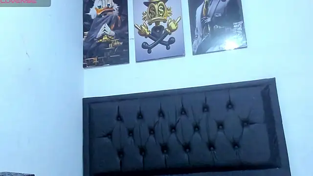 kriixtybrown online show from September 9, 2025, 7:34 pm