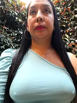 Bella keny online show from April 30, 2026, 7:54 pm