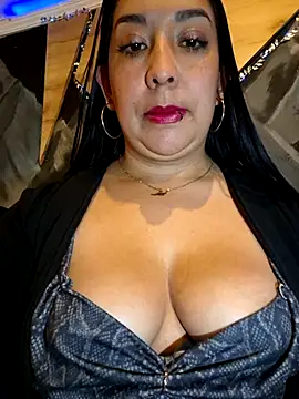 Bella keny online show from June 13, 2026, 8:07 pm