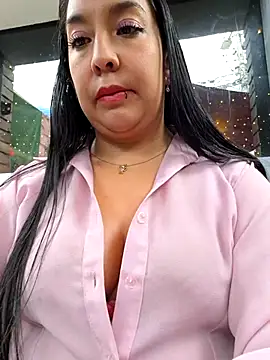 Bella keny online show from April 25, 2026, 7:00 pm