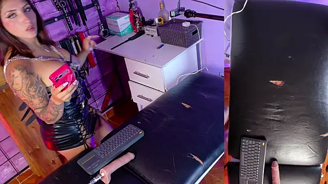 alexia aitanaa  online show from March 11, 2026, 10:26 pm