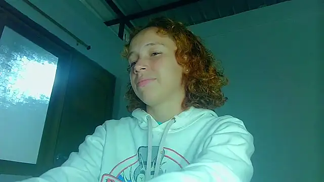 stephanie bennett04 online show from December 15, 2025, 4:18 am