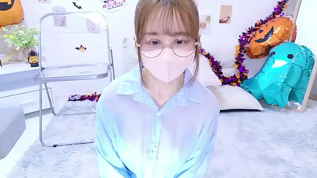 chihiro ri online show from October 28, 2025, 1:32 pm