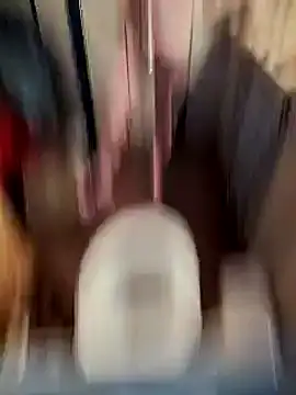 Genevieve143 online show from February 26, 2025, 11:52 pm