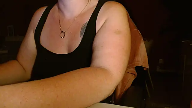 cruellaculdenfer67 online show from July 15, 2026, 11:23 pm
