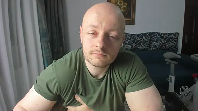 xxxWildxThoughtsxxx online show from February 5, 2025, 1:47 am