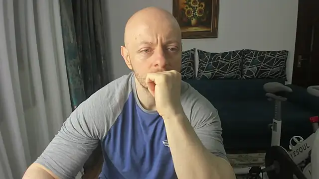 xxxWildxThoughtsxxx online show from February 5, 2025, 11:06 pm