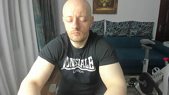 xxxWildxThoughtsxxx online show from February 6, 2025, 11:26 pm