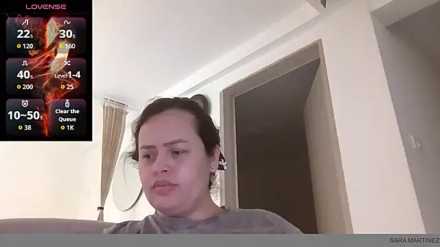 saramartinez1000 online show from November 14, 2025, 2:43 pm