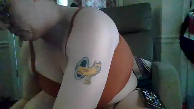 velvetta  online show from December 19, 2025, 6:54 pm