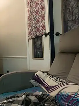 velvetta  online show from October 4, 2025, 10:22 pm