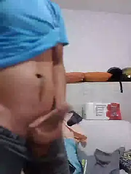 josehot151515 online show from January 6, 2025, 2:25 pm