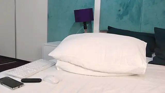 BriannaHart online show from January 30, 2025, 1:31 pm