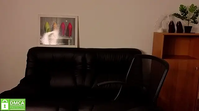 annakillianox online show from July 7, 2026, 6:47 am