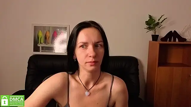 annakillianox online show from June 24, 2026, 5:28 am