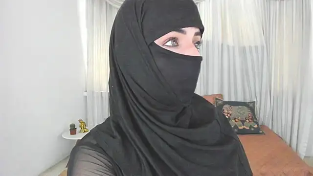 Snapshot of Uzra_hayed chatting on June 27, 2026, 2:34 pm Uzra hayed online show from June 27, 2026, 2:34 pm