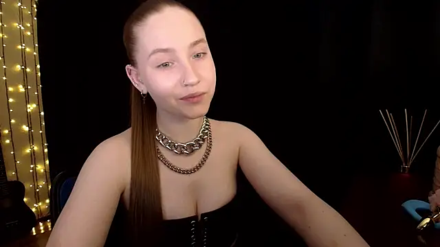 Snapshot of SindiWatsoon chatting on March 17, 2026, 3:15 pm SindiWatsoon online show from March 17, 2026, 3:15 pm