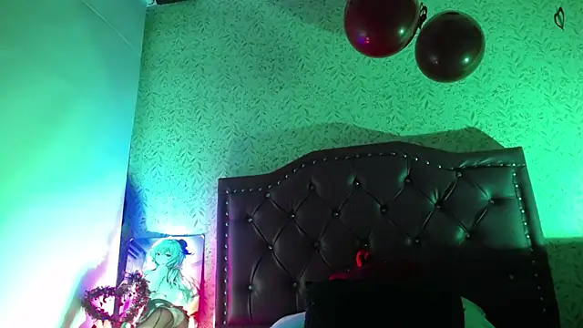 luly pink online show from February 19, 2026, 2:41 am