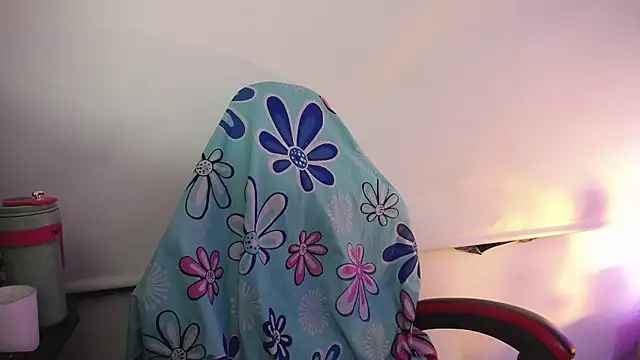 luly pink online show from January 10, 2026, 4:08 am