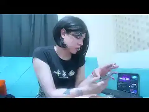 Arab tgirl online show from December 20, 2024, 1:58 am