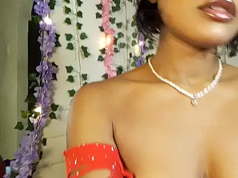 VictoireFeller online show from January 7, 2025, 12:55 am