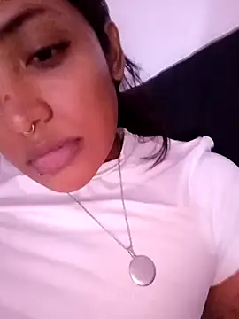 VictoireFeller online show from October 22, 2025, 4:23 am