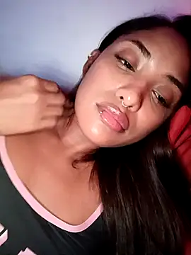 Snapshot of VictoireFeller chatting on February 24, 2026, 2:56 am VictoireFeller online show from February 24, 2026, 2:56 am