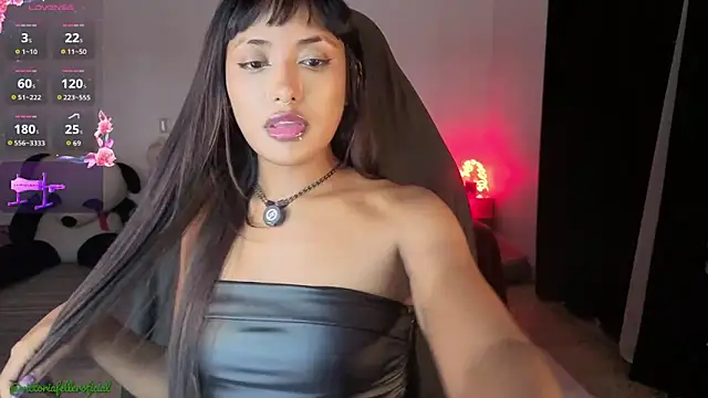 Snapshot of VictoireFeller chatting on March 23, 2026, 2:11 am VictoireFeller online show from March 23, 2026, 2:11 am