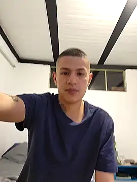 joanguzman02 online show from February 11, 2026, 6:30 pm