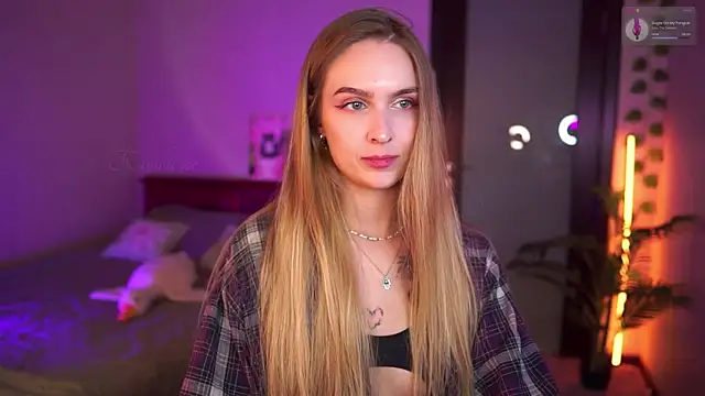 Kamila icee online show from September 24, 2025, 7:09 pm