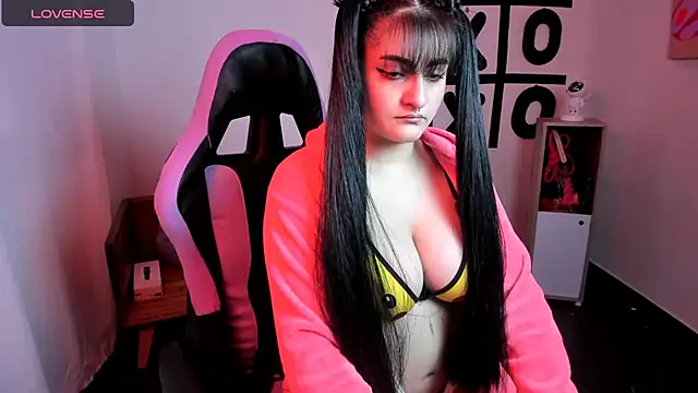 setzuna  online show from March 13, 2026, 3:33 am