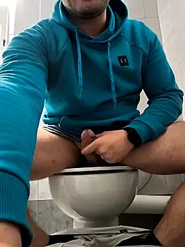 Snapshot of onbifeet chatting on March 23, 2026, 10:37 am onbifeet online show from March 23, 2026, 10:37 am