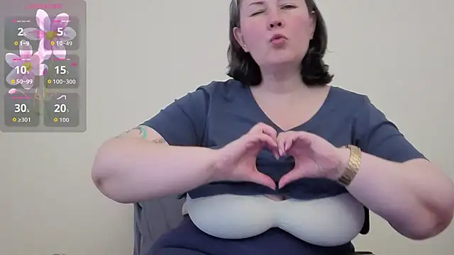 Snapshot of MilfGina chatting on July 23, 2026, 6:15 pm MilfGina online show from July 23, 2026, 6:15 pm