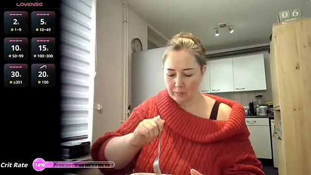 MilfGina online show from October 6, 2025, 8:04 am