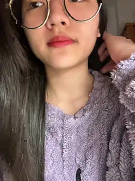 Krixxi22 online show from February 11, 2026, 2:28 pm