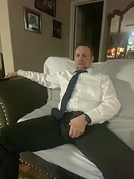 Realybigdill online show from May 5, 2026, 4:59 am