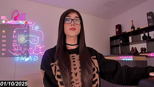 Bonnie Luxury online show from October 1, 2025, 5:12 am