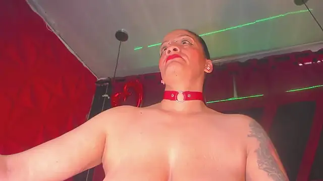 Taylor-hardcore online show from November 26, 2025, 2:39 pm