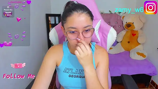 karla cute01 online show from March 31, 2026, 1:24 pm