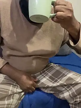 jaytee198610 online show from June 1, 2026, 8:08 pm