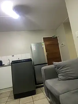 Snapshot of jaytee198610 chatting on February 23, 2026, 5:57 pm jaytee198610 online show from February 23, 2026, 5:57 pm