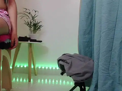 danna mondragon online show from February 5, 2026, 5:20 pm