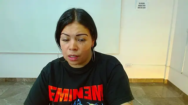 martinna tay online show from March 17, 2025, 9:22 am