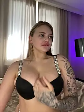 DanySteysi online show from March 8, 2025, 5:49 am