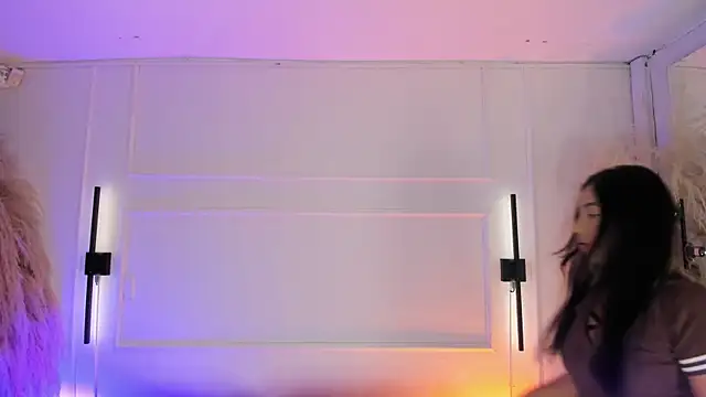 AliceHanz online show from July 22, 2026, 4:03 am