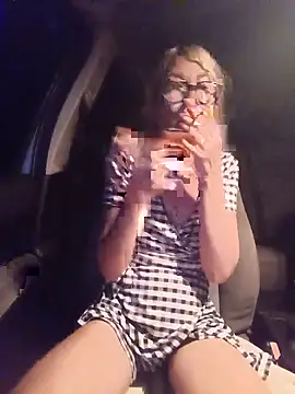 Timide girl2 online show from July 17, 2026, 3:48 am