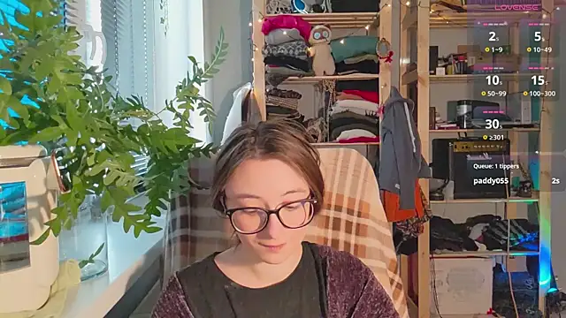 monlight  dana online show from February 23, 2025, 1:32 pm