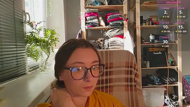 monlight  dana online show from March 9, 2025, 12:53 pm