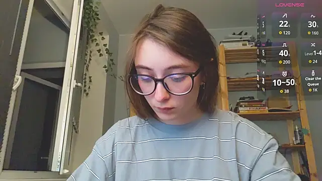 monlight  dana online show from November 13, 2025, 6:45 pm