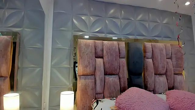 Snapshot of Charlotte_Ice1 chatting on July 24, 2026, 3:52 pm Charlotte Ice1 online show from July 24, 2026, 3:52 pm